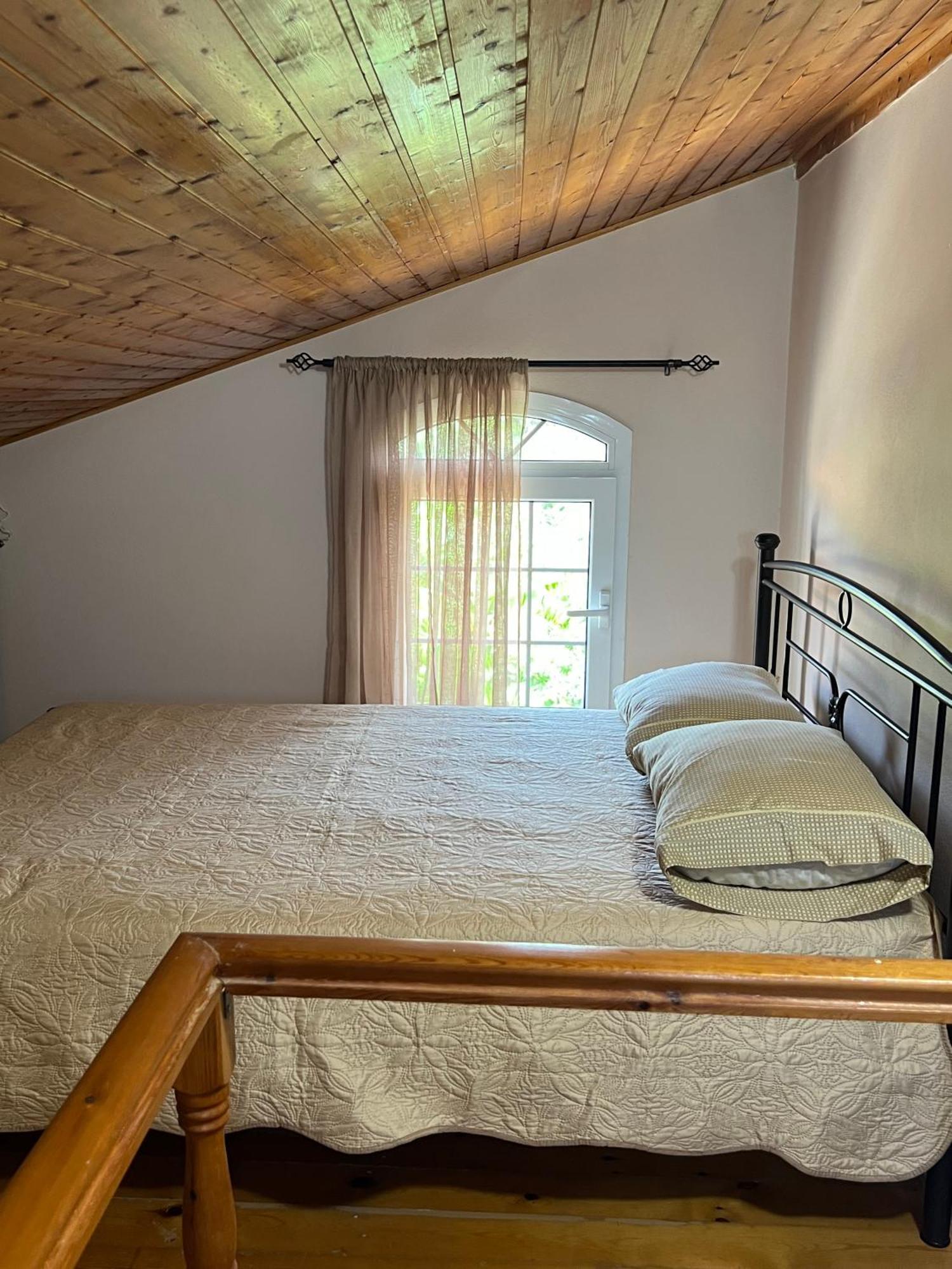 Nisaki Mathraki B&B Eksteriør bilde